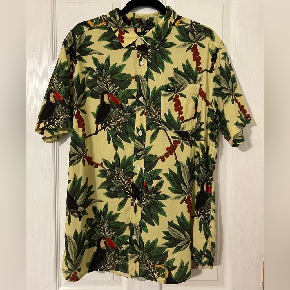 RVCA Men's Toucan Print Shirt - Cream and Green